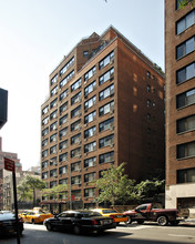 210 E 36th St in New York, NY - Building Photo - Building Photo