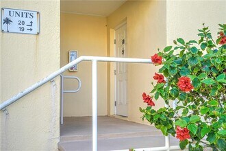 3541 NE Ocean Blvd in Jensen Beach, FL - Building Photo - Building Photo