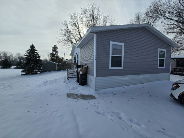 213 Karu Dr in Mankato, MN - Building Photo