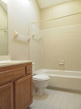 6749 Ross Ridge Dr in Memphis, TN - Building Photo - Building Photo