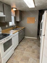409 W Laurel St in Gillette, WY - Building Photo - Building Photo
