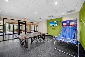 14200 Avalon Rd in Winter Garden, FL - Building Photo - Building Photo