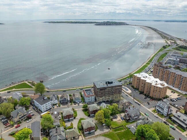 285 Lynn Shore Dr, Unit 710 in Lynn, MA - Building Photo - Building Photo