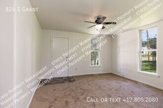 824 S Grant Ave in Springfield, MO - Building Photo - Building Photo