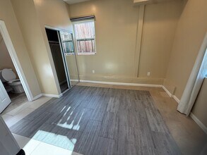 5432 Mary Lane Dr in San Diego, CA - Foto de edificio - Building Photo