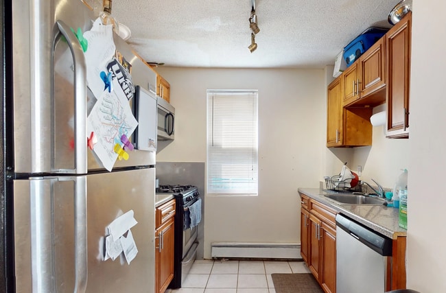 27 Mount Vernon St, Unit 27