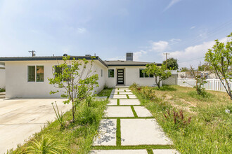 7759 Van Noord Ave in North Hollywood, CA - Building Photo - Building Photo