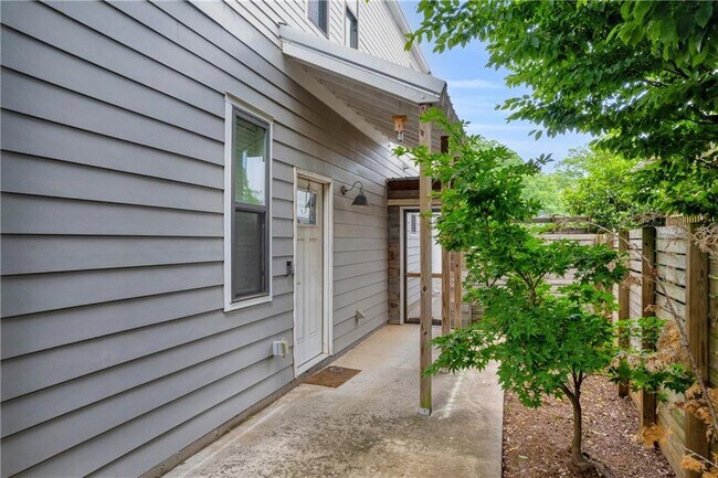 183 Cleveland St SE in Atlanta, GA - Building Photo - Building Photo