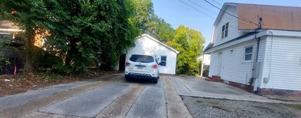 1708 E 4th St in Greenville, NC - Building Photo - Building Photo