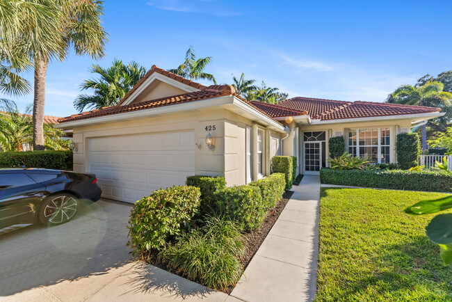 425 Kelsey Park Dr in Palm Beach Gardens, FL - Building Photo - Building Photo