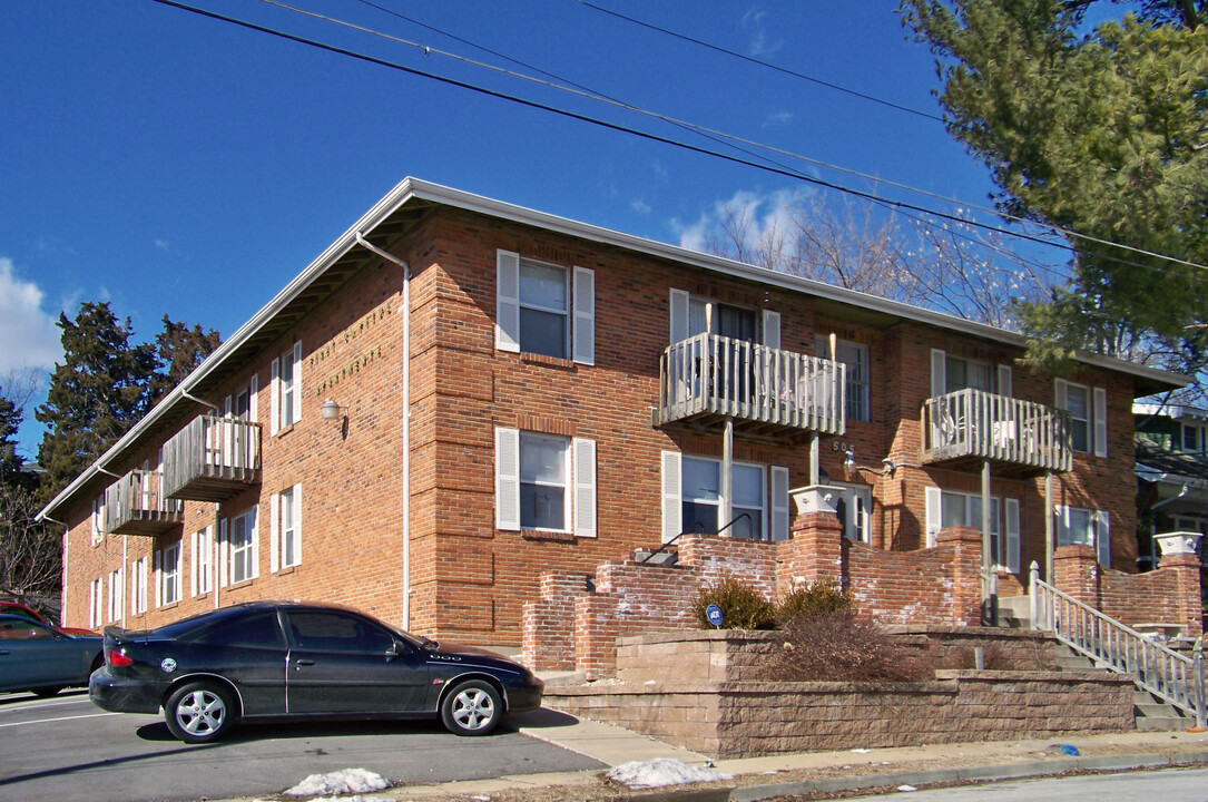 First Capital Apartments in St. Charles, MO - Building Photo