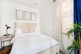 69 Clinton St in New York, NY - Building Photo - Building Photo