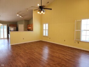 10521 Sand Creek Blvd in Fishers, IN - Building Photo - Building Photo