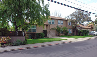 618-620 622 E Santa Inez Ave Apartments