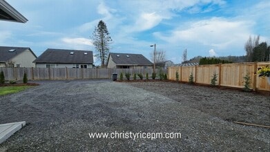 31721 W Commercial St in Carnation, WA - Building Photo - Building Photo