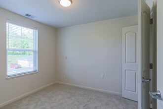 Cedar Ridge Senior Apartments in Pittsburgh, PA - Building Photo - Interior Photo
