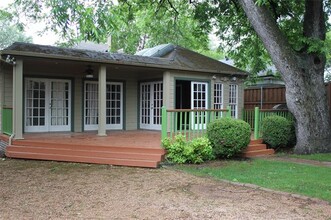 5931 Vanderbilt Ave in Dallas, TX - Building Photo - Building Photo