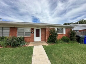 2007 Delaware Ln in Norman, OK - Building Photo - Building Photo