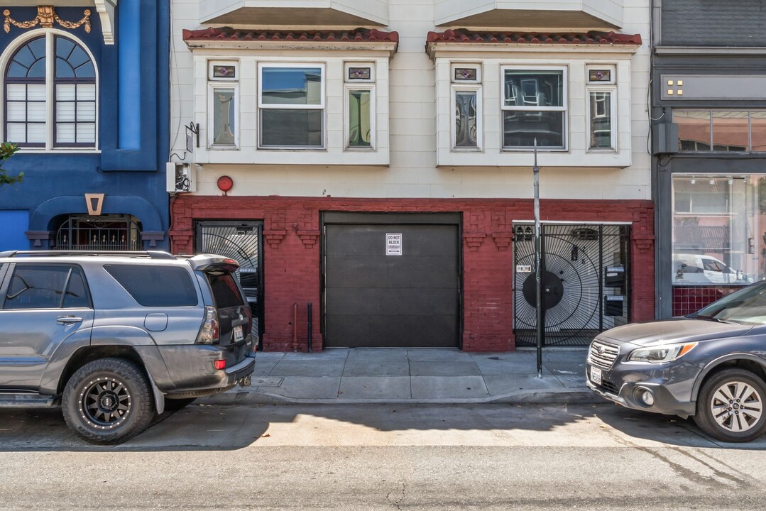 228 Guerrero St-Unit -A in San Francisco, CA - Building Photo