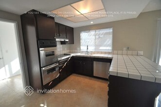 2425 Grimsby Dr in Antioch, CA - Building Photo - Building Photo