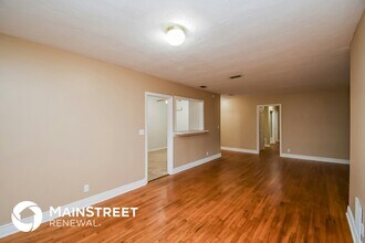 2438 Kellow Cir in Jacksonville, FL - Foto de edificio - Building Photo