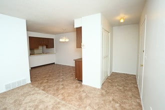 Baypointe Apartments in Saginaw, MI - Foto de edificio - Interior Photo