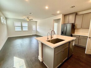 15705 Oglethorpe Dr in Austin, TX - Building Photo - Building Photo