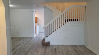 3370 W 90th St in Hialeah, FL - Building Photo - Building Photo