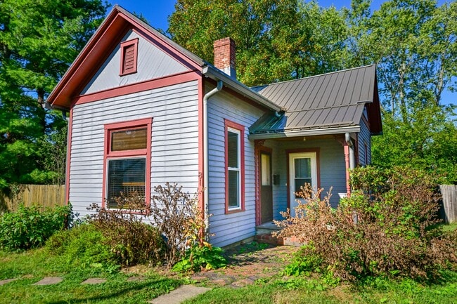 property at 81 Hudson Ave
