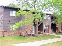 Cherry Tree Village in Hillsdale, MI - Foto de edificio