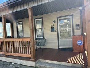 162-201 E Front St, Unit 201 in Danville, PA - Foto de edificio - Building Photo