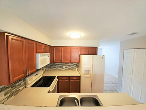 7433 Pebble Beach Rd-Unit -7433 in Ft. Myers, FL - Building Photo - Building Photo