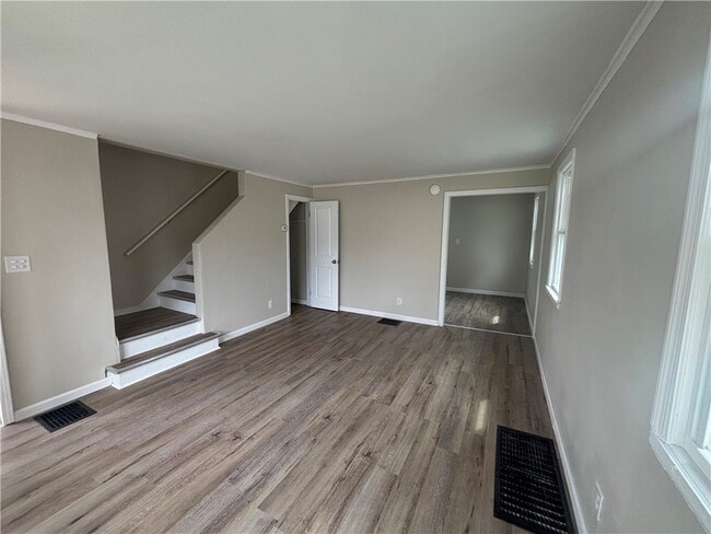 455 Frank St in Elmira, NY - Building Photo - Building Photo