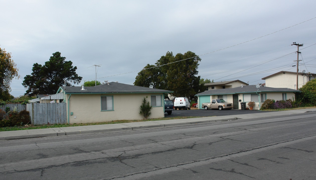 22409 S Garden Ave in Hayward, CA - Foto de edificio