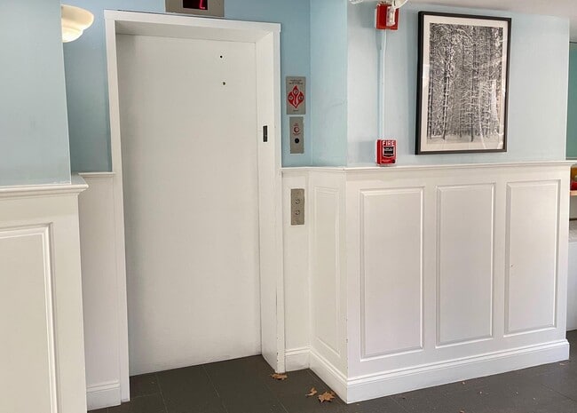 400 Mt Pleasant Ave in Mamaroneck, NY - Building Photo - Building Photo