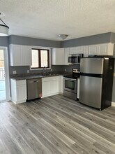 4 S Westcott Rd in Schenectady, NY - Building Photo - Building Photo