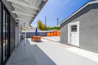 401 Rancho Dr in Ventura, CA - Building Photo - Building Photo