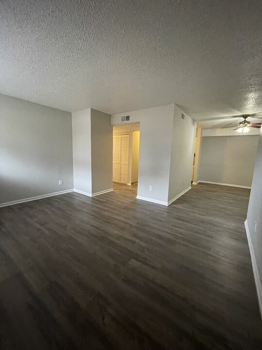 Stoneybrook Apartments in Independence, MO - Building Photo