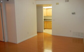 1468 Corson St, Unit A in Pasadena, CA - Building Photo