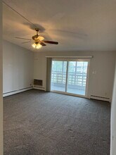 350 S Clinton St in Denver, CO - Building Photo - Building Photo