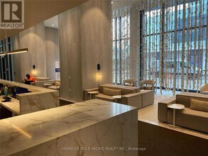 138 Downes St in Toronto, ON - Building Photo - Building Photo