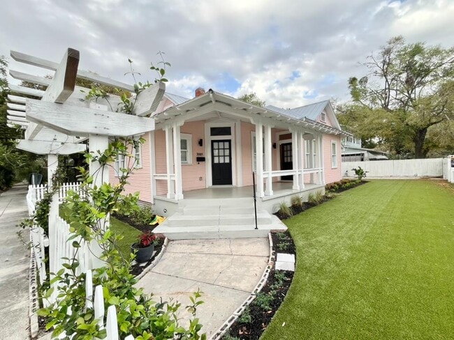 property at 3001 N Morgan St