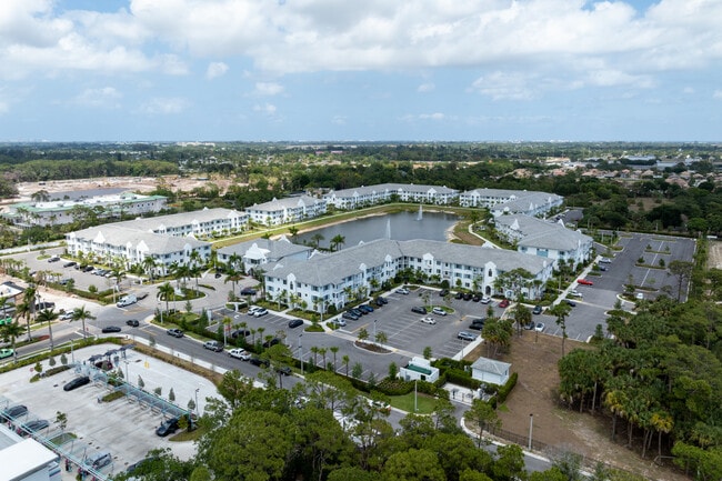 Elan Palm Reserve in Lake Worth, FL - Foto de edificio - Building Photo