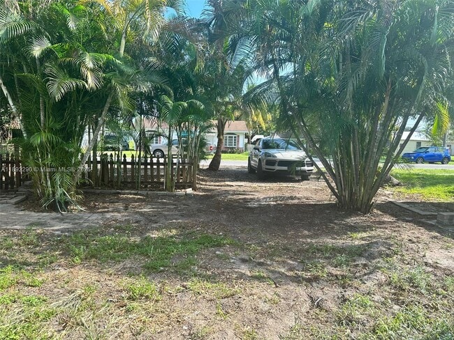 property at 226 SW 11th St