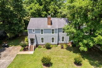 803 W Davis St in Burlington, NC - Building Photo - Building Photo