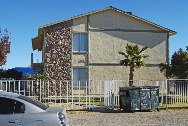 Kell Estates in Las Vegas, NV - Building Photo - Building Photo