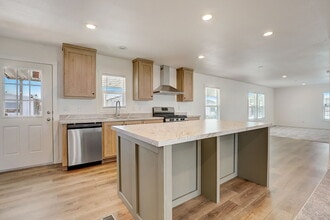 2627 S Lamb Blvd in Las Vegas, NV - Building Photo - Building Photo