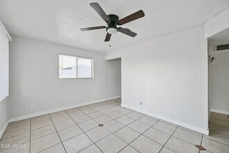 2518 W Ocotillo Rd in Phoenix, AZ - Building Photo - Building Photo