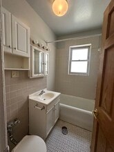 4237 N Paulina St, Unit 1BD in Chicago, IL - Foto de edificio - Building Photo