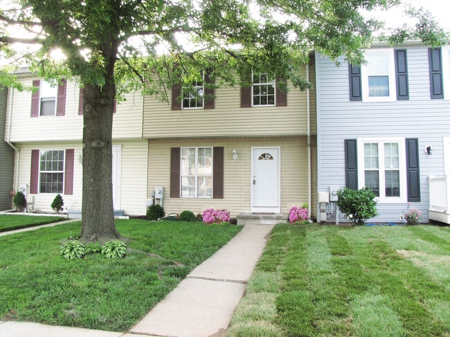 property at 688 W Paddle Wheel Ct